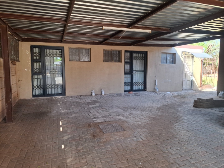 14 Bedroom Property for Sale in Universitas Free State